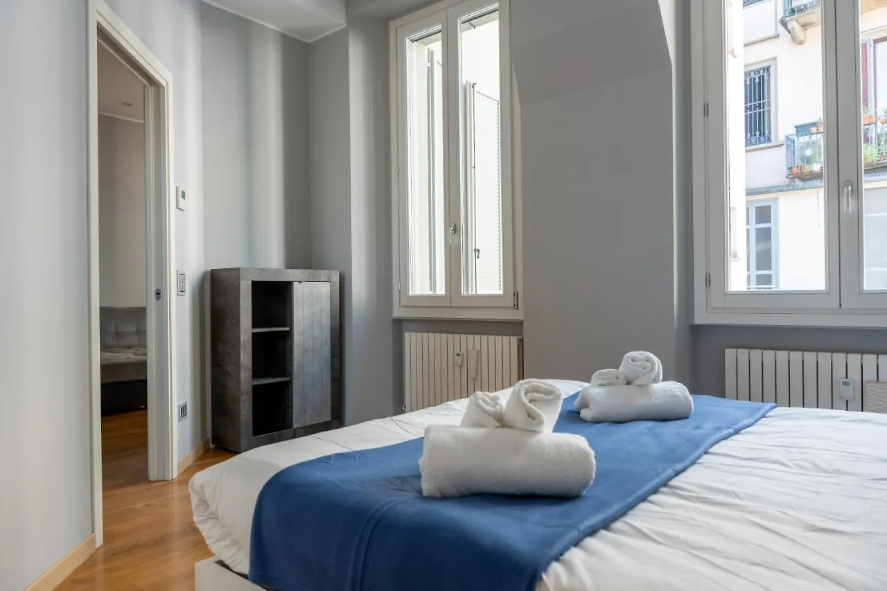 Apartment 5 Min Duomo Luxury Home In Brera Design District Milan