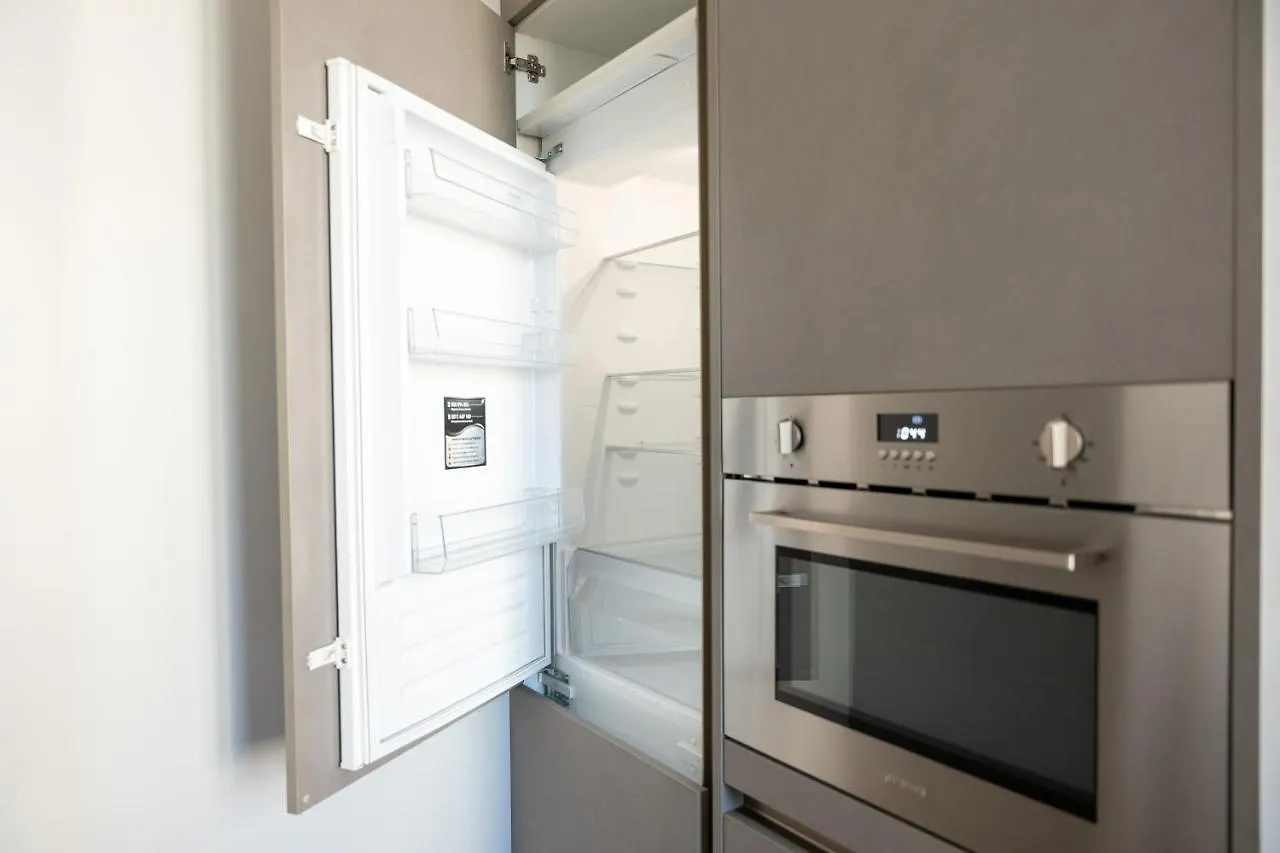5 Min Duomo Luxury Home In Brera Design District Milan Italy
